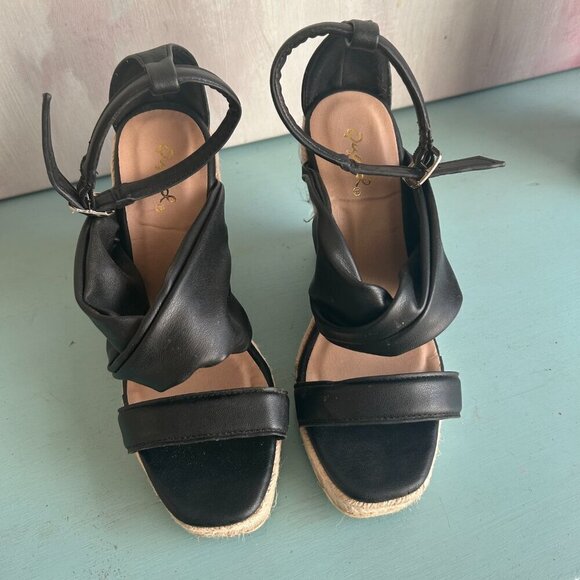 Qupid Cascade Wedge Sandal Espradrille Vegan Leather Size 6.5 Black Sandal - Picture 7 of 11